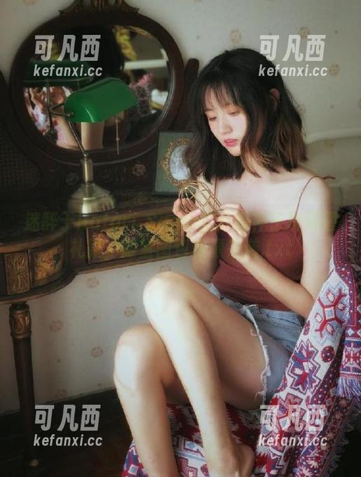 迷醉于Hatori Sama的八重神子鸡尾酒礼服，限量图包资源来袭.txt